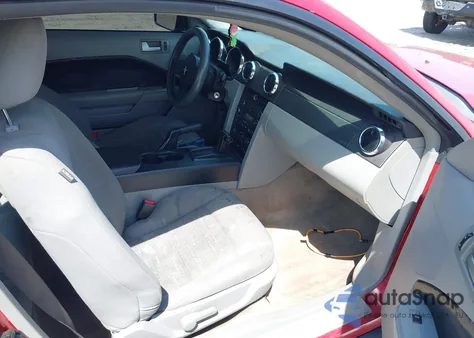 2008 Ford Mustang V6 Deluxe/V6 Premium from USA, damaged, VIN 1ZVHT80N085102852